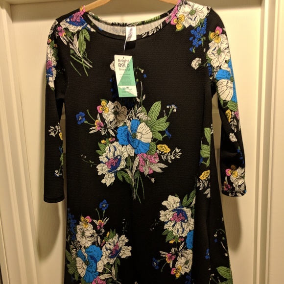 honey and lace dresses